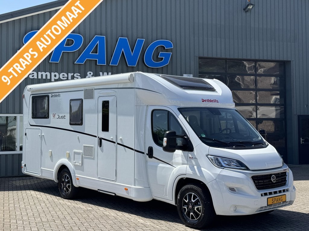 Dethleffs Just 90 T 7052 EB Automaat '22 Stahoogte 213 cm, Caravans en Kamperen, Automaat, Standaard zit, Fiat, 7 tot 8 meter