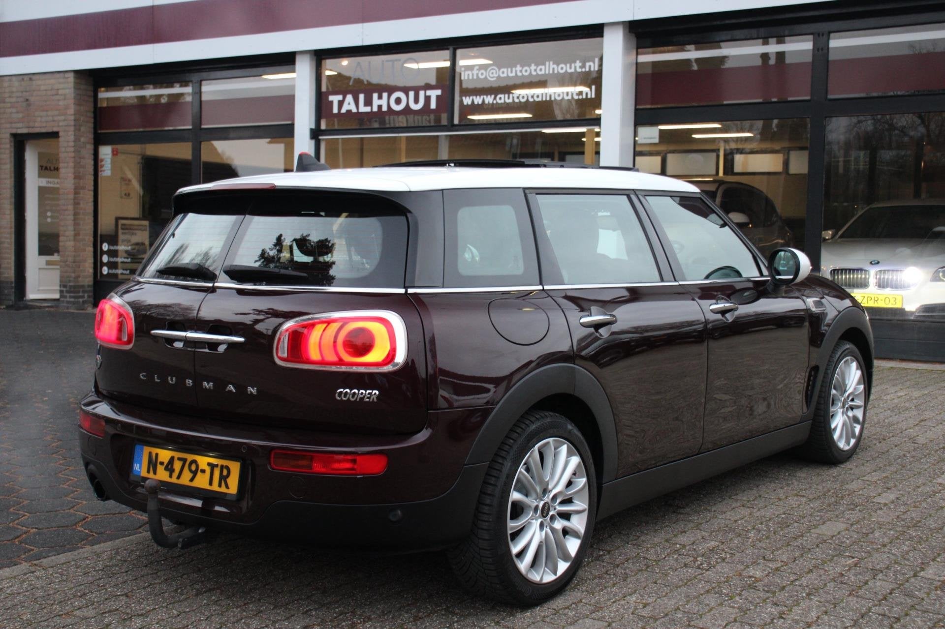 Mini Mini Clubman 1.5 Cooper Chili | PANORAMADAK | LEER | XE, Voorwielaandrijving, 136 pk, Gebruikt, Automatische klimaatregeling