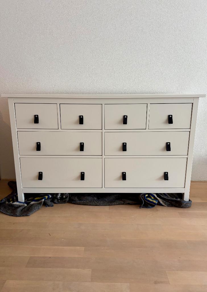Hemnes Ikea 8 ladekast, Ophalen, 50 tot 100 cm, Zo goed als nieuw, 3 of 4 laden