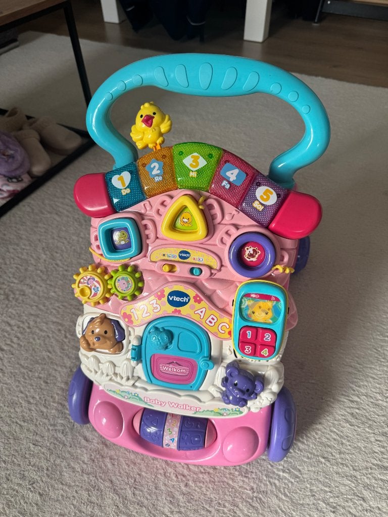 VTech Baby Walker Roze - Zo goed als nieuw, Kinderen en Baby's, Ophalen of Verzenden, Zo goed als nieuw, 6 maanden tot 2 jaar