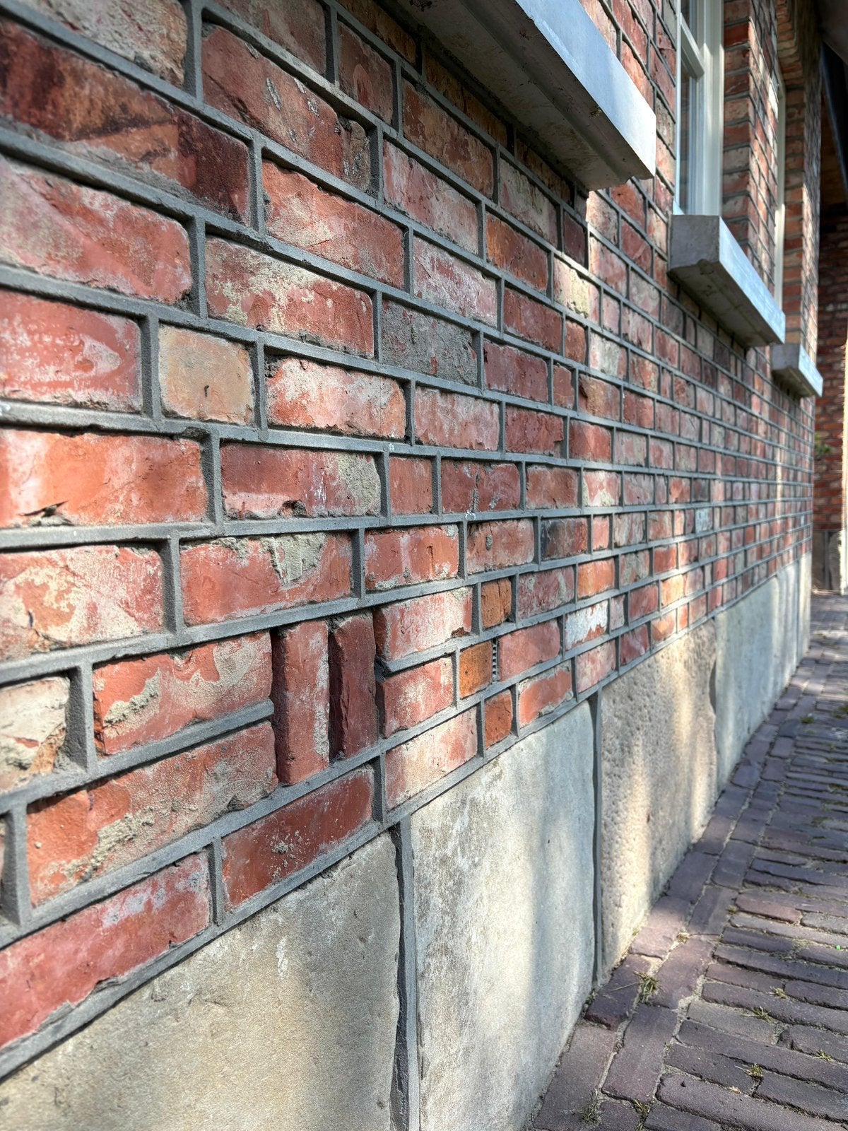Gebikte gevelstenen, oude gevelstenen, Ophalen, Zo goed als nieuw, Bakstenen