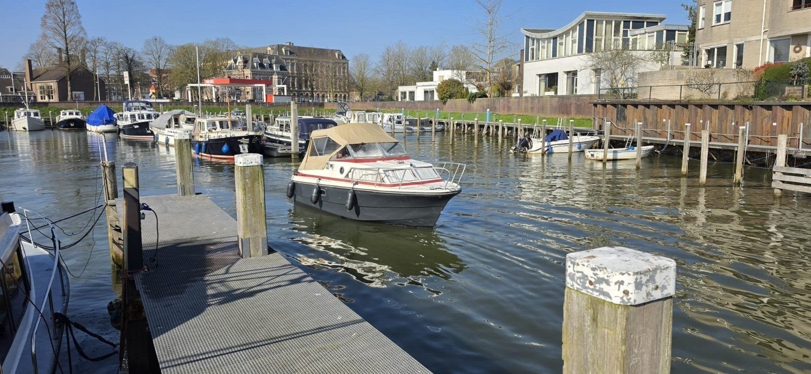 Mooie ruime fjord kajuitboot 7m met 23pk dieselmotor, Ophalen, Gebruikt