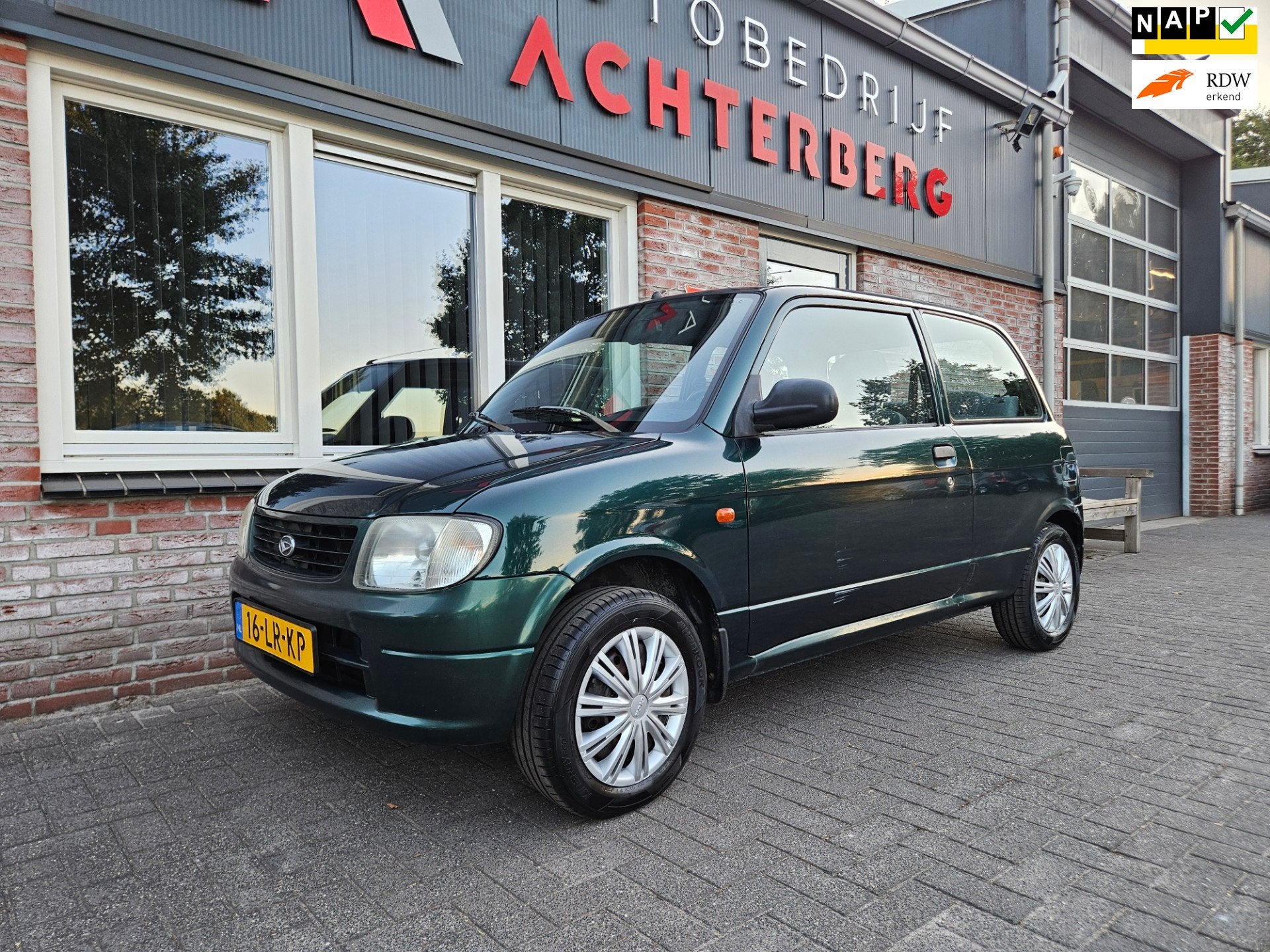 Daihatsu Cuore 1.0-12V DVVT XTi Automaat! NAP!, Auto's, Daihatsu, 15 km/l, 18 €/maand, 4 stoelen, Cuore