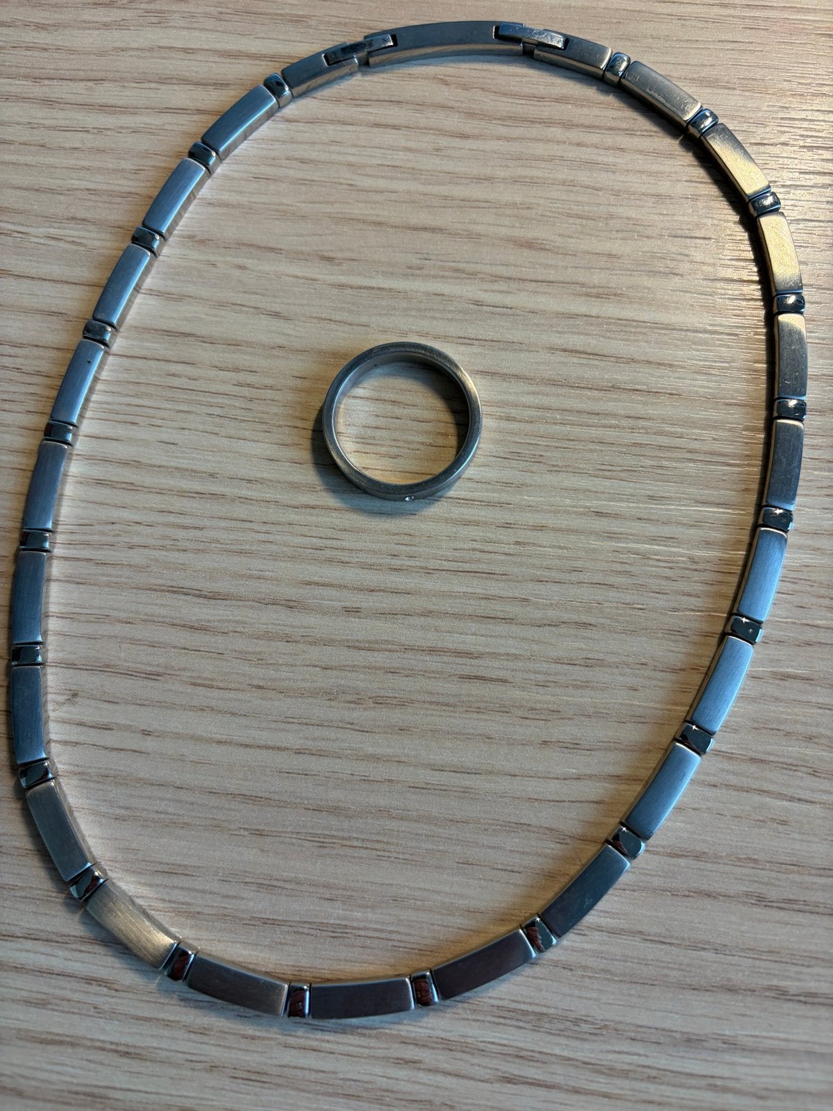 Stalen ketting met ring, Ophalen of Verzenden, Gebruikt, Zilver, Overige materialen