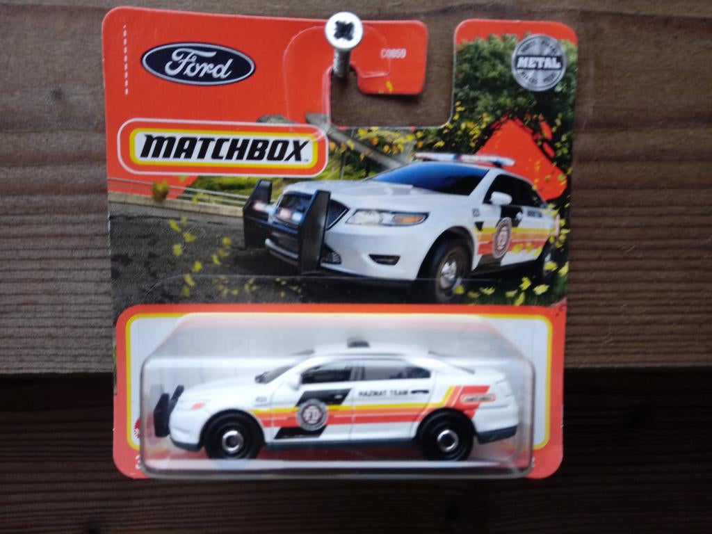Ford Police Interceptor Matchbox, Hobby en Vrije tijd, Modelauto's | Overige schalen, Nieuw, Auto, Ophalen