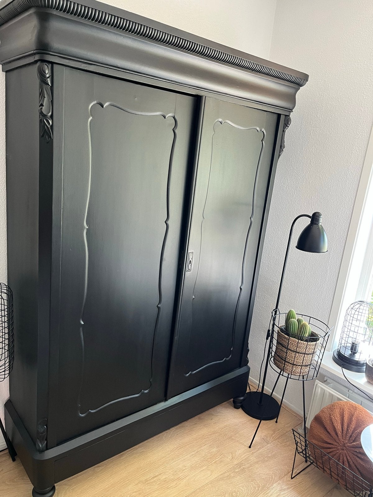 Antieke biedermeier kast - Zwart - Met lade. Opknapper, Antiek en Kunst, Antiek | Meubels | Kasten, Ophalen