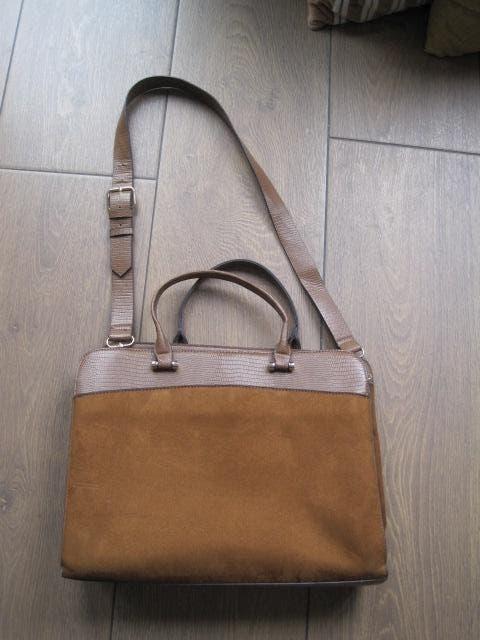 kunstleer/suede schoudertas/laptoptas. PARFOIS. lengte 38 cm, Schouderband, Bruin, Aktetas, Ophalen of Verzenden