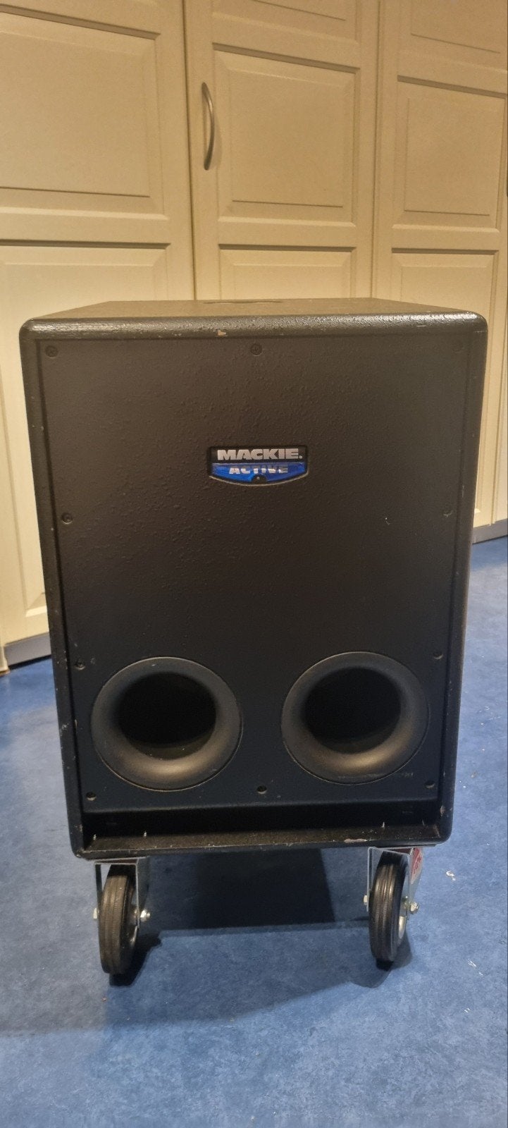 Mackie SRS1500 actieve subwoofer op wielen, Gebruikt, Subwoofer, Ophalen, 150 watt of meer