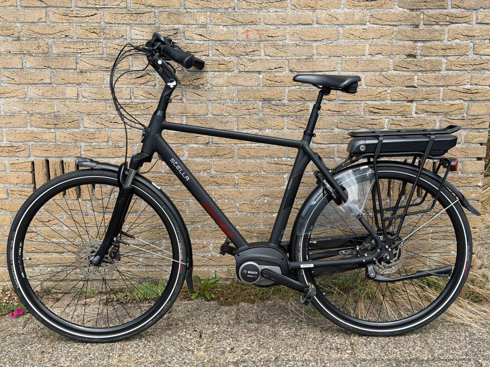 Stella Vicenza elektrische fiets met Bosch middenmotor, Gebruikt, 51 tot 55 cm, 50 km per accu of meer, Ophalen
