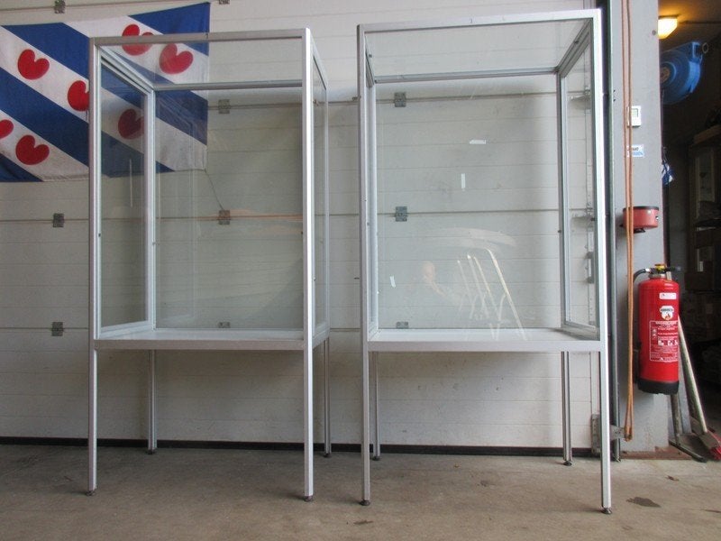 vitrine kast met 2 deuren, 2 stuks (prijs is p/st), Ophalen, Gebruikt, 200 cm of meer, 50 tot 100 cm