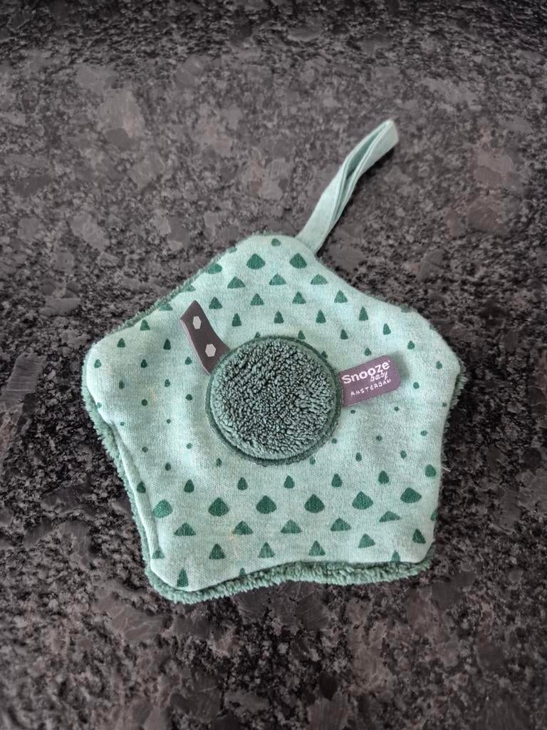 Snoozebaby - Knuffeldoekje groen, Kinderen en Baby's, Speelgoed | Knuffels en Pluche, Ophalen of Verzenden, Zo goed als nieuw