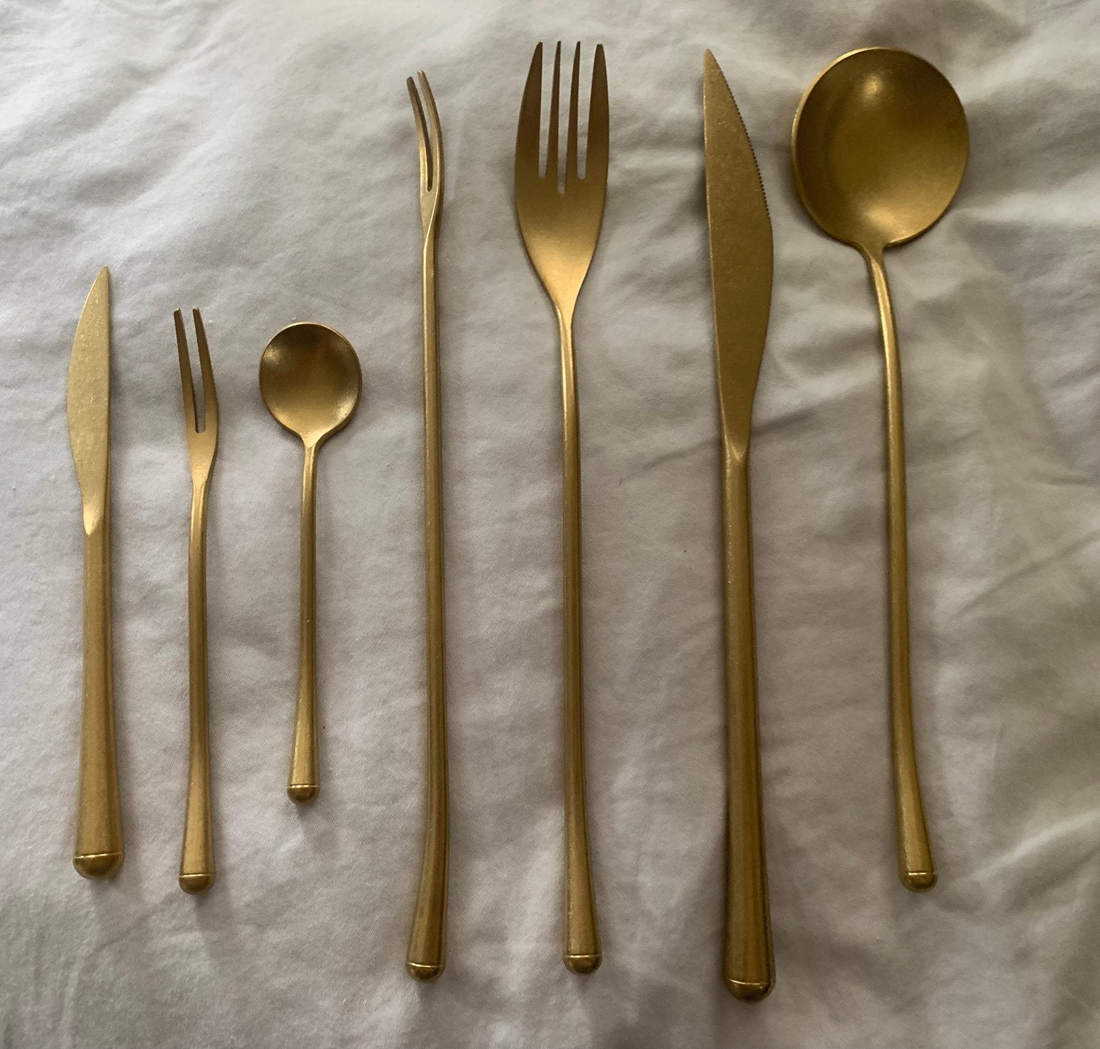 F2D fine2dine bestekset 4 delig matte gold revive nieuw, Overige materialen, Bestekset, Overige typen, Nieuw