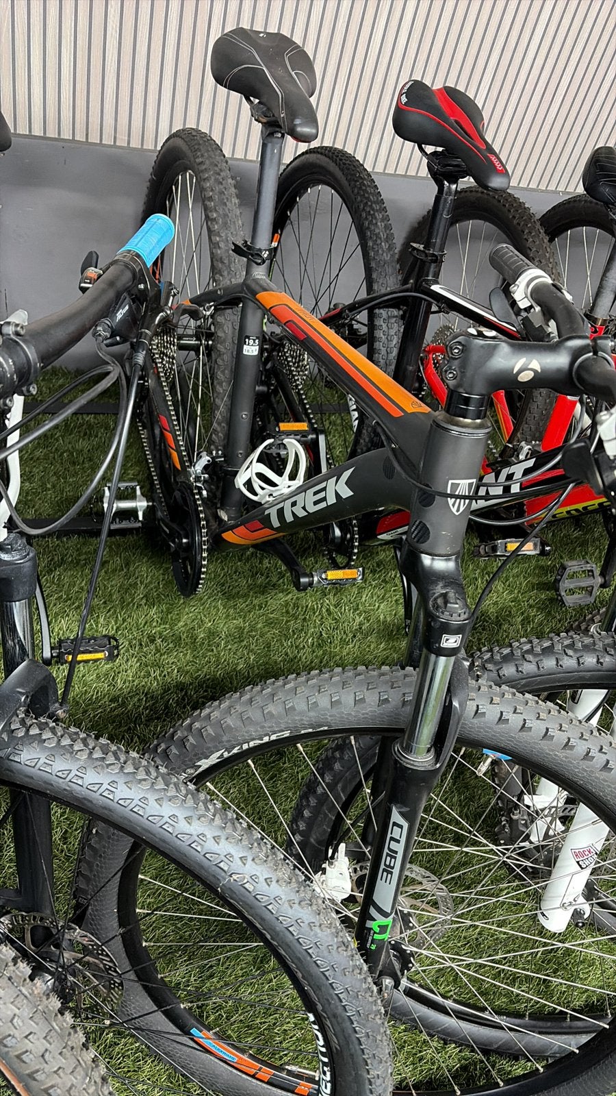 Foto 19 van Cube mountainbike diverse gebruikte voorraad mtbs 29 27,5