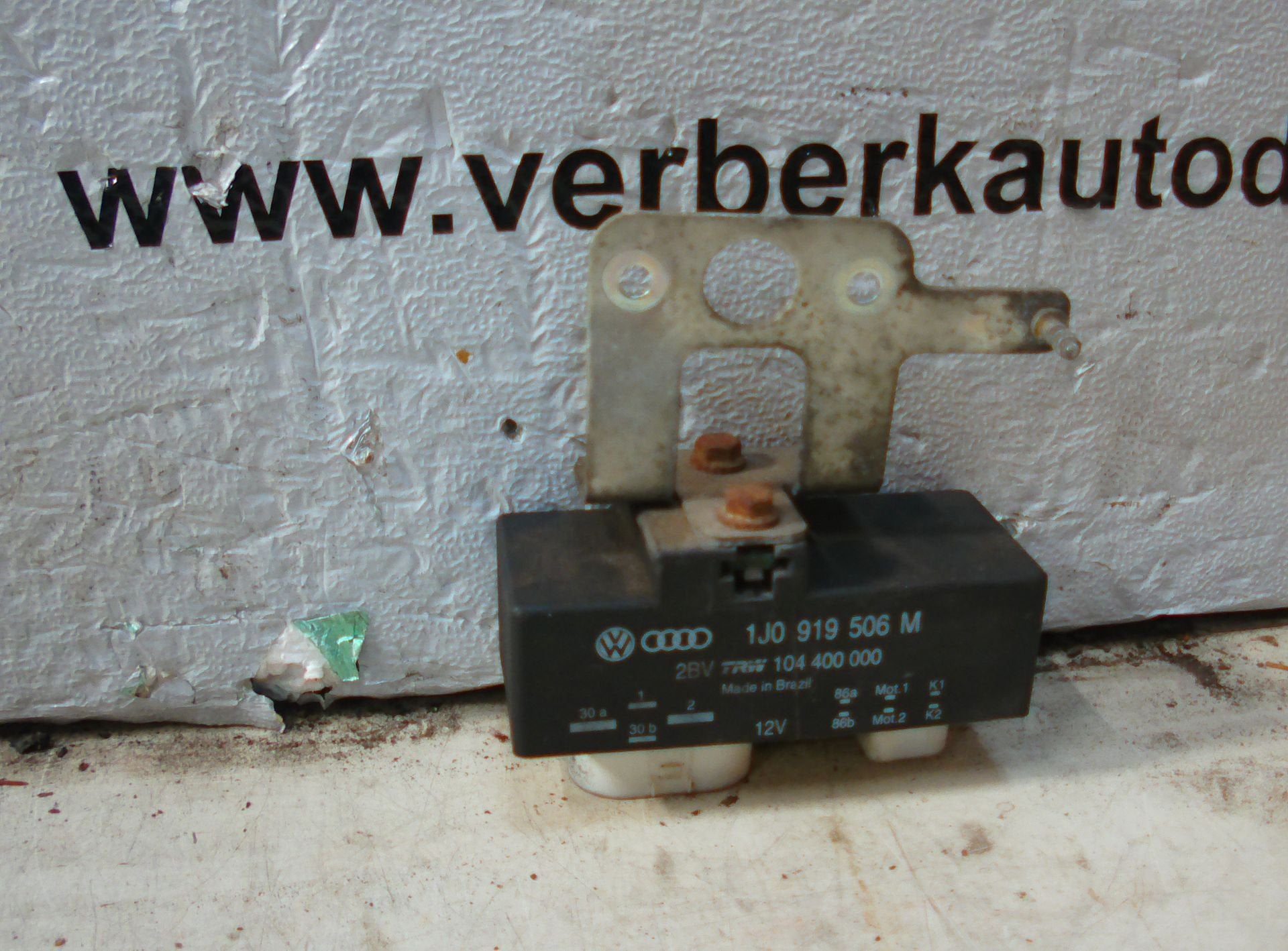 koelvin relais vw fox 2005-2010  1jo 919 506 m, Gebruikt, -, -, Ophalen of Verzenden