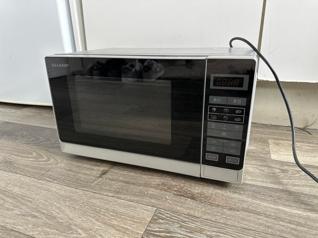 Sharp Magnetron - Gebruikt met roest, Gebruikt, Minder dan 45 cm, Ophalen of Verzenden, Magnetron