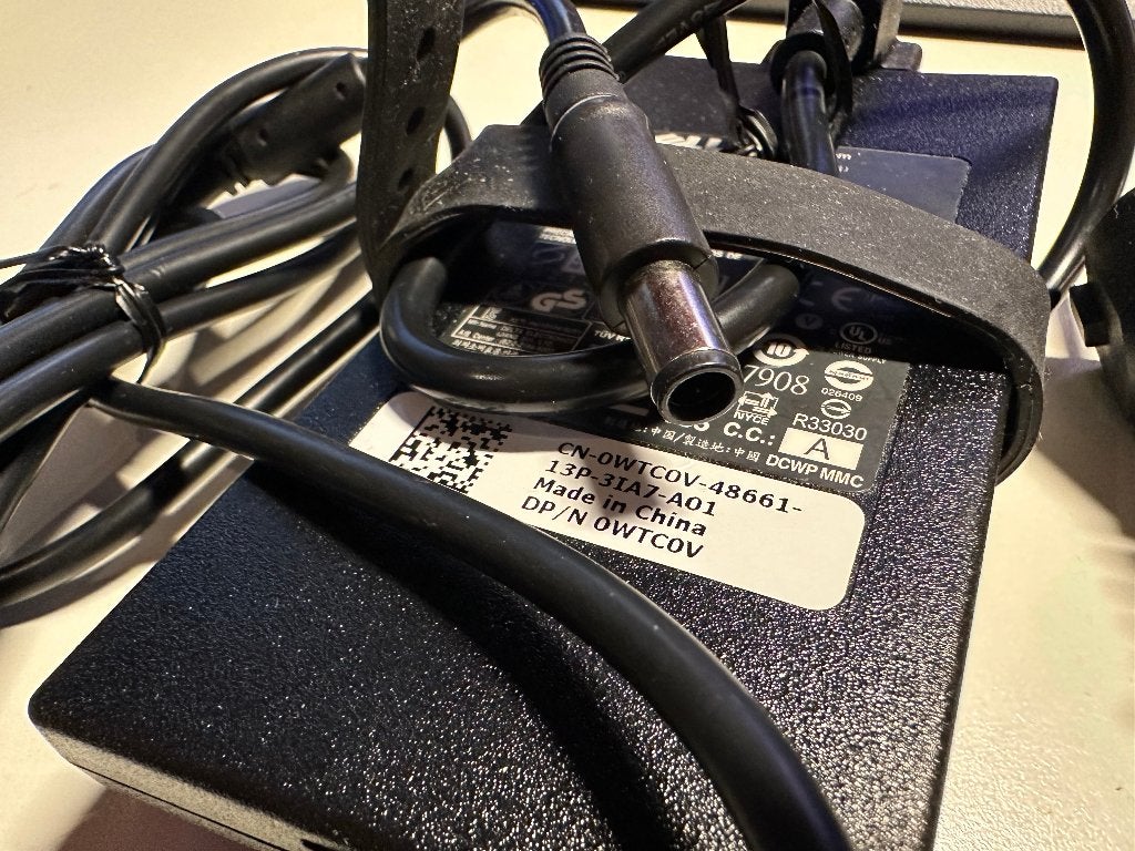 [NIEUW] OEM DELL 90W Adapter + EU Snoer 7,4mm plug | 0WTC0V, Computers en Software, Laptop-opladers, Ophalen of Verzenden, Nieuw
