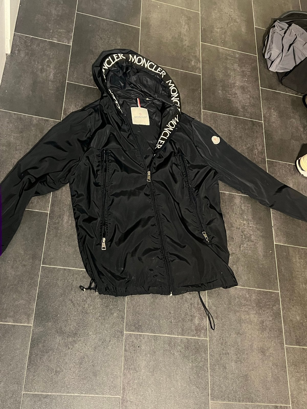 Moncler jas, maat s, Ophalen of Verzenden, Zo goed als nieuw, Maat 46 (S) of kleiner