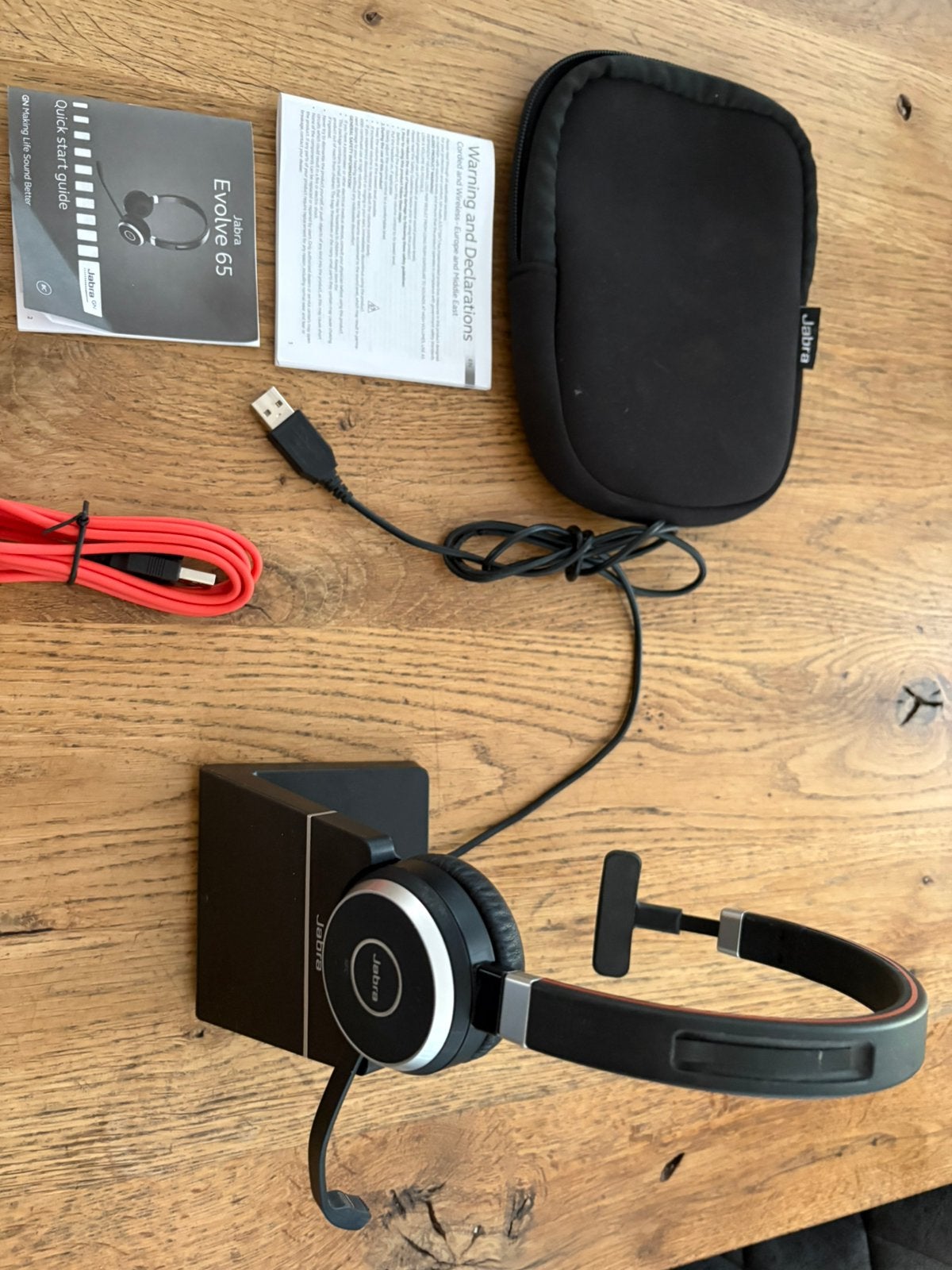 Jabra evolve 65 mono met lader houder nette staat, Ophalen of Verzenden, Zo goed als nieuw