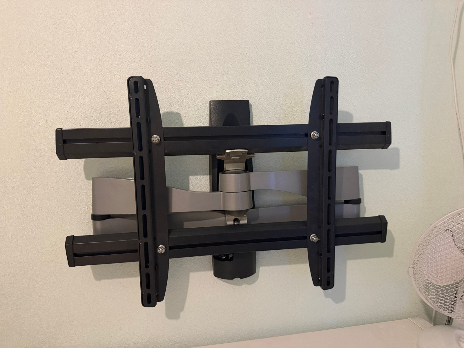 Vogels Muurbeugel EFW 6345 Plus - TV Beugel tm 85 inch, Audio, Tv en Foto, Televisiebeugels, Ophalen of Verzenden, Zo goed als nieuw
