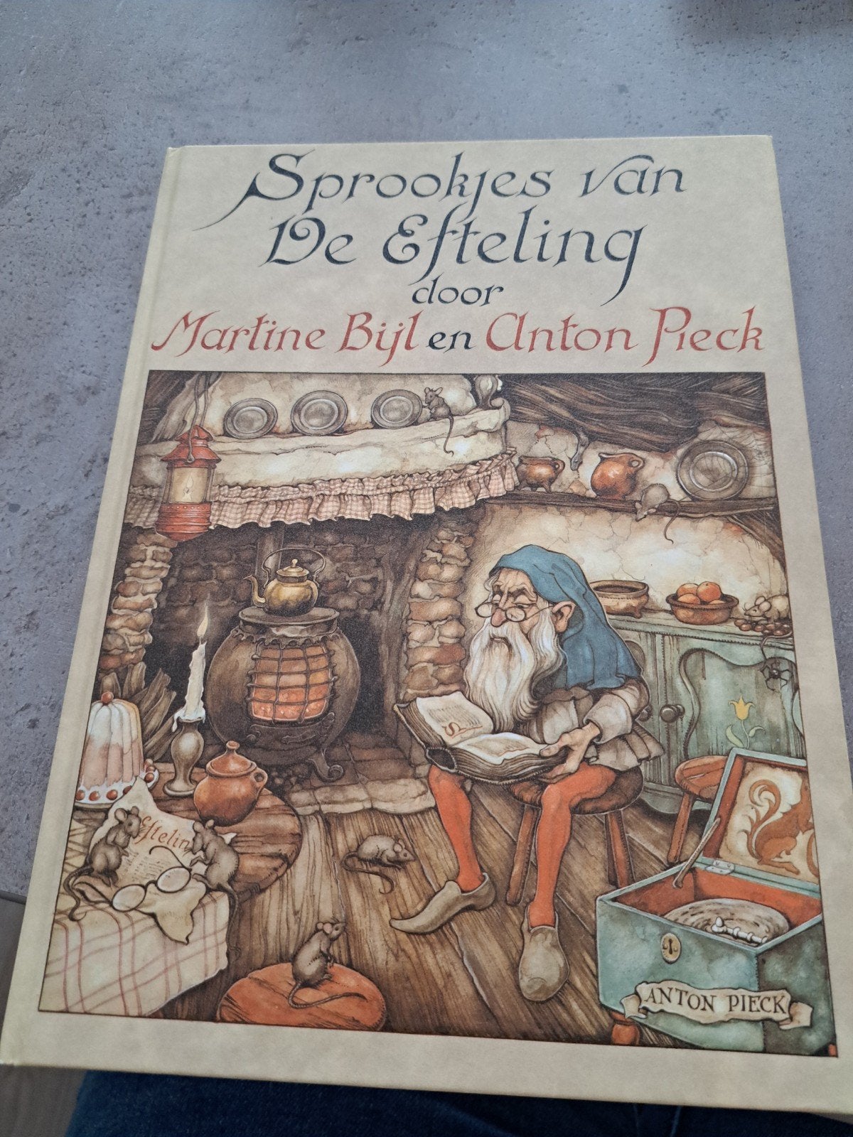 Sprookjes van De Efteling - Martine Bijl en Anton Pieck, Ophalen of Verzenden, Zo goed als nieuw, Martine Bijl en Anton Pieck