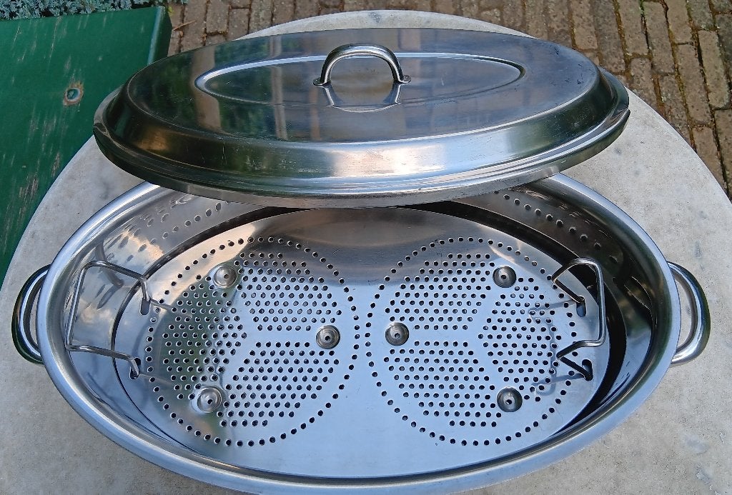 Vintage RVS vispan met inzet grote maat, Huis en Inrichting, Keuken | Potten en Pannen, Ophalen of Verzenden, Zo goed als nieuw