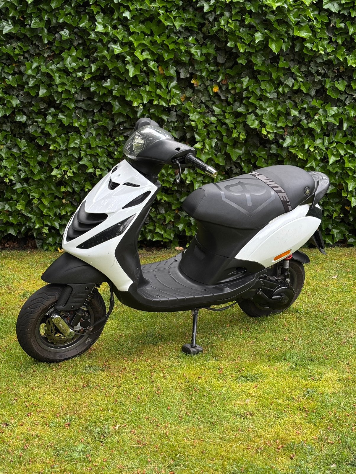Piaggio Zip H2O, Ophalen, Zo goed als nieuw, Benzine, Zip