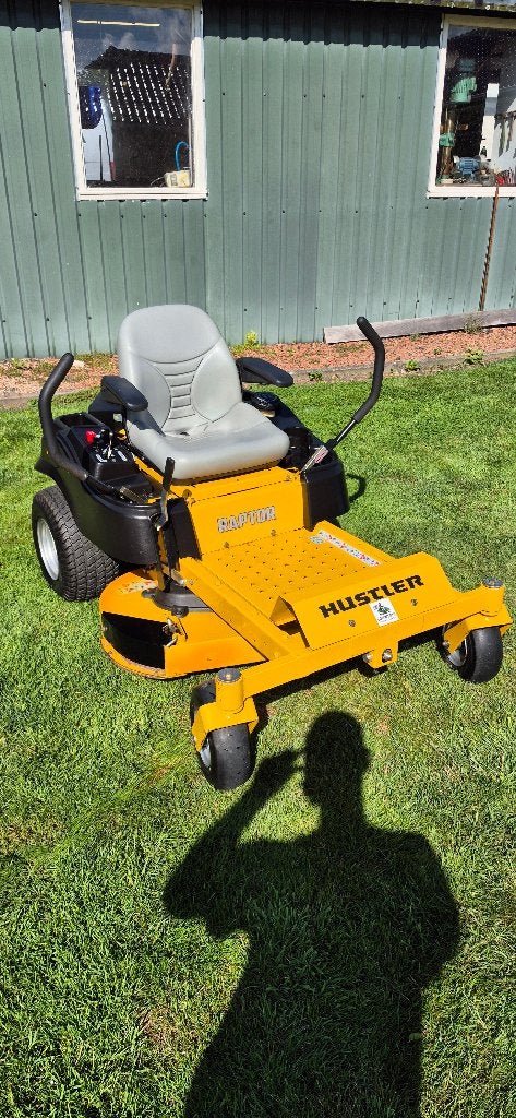 Hustler Raptor 42" Mulch Kawasaki 23PK 2 Cilinder., Ophalen, https://www.louwsmatuinmachines.nl/, HUSTLER, Zo goed als nieuw