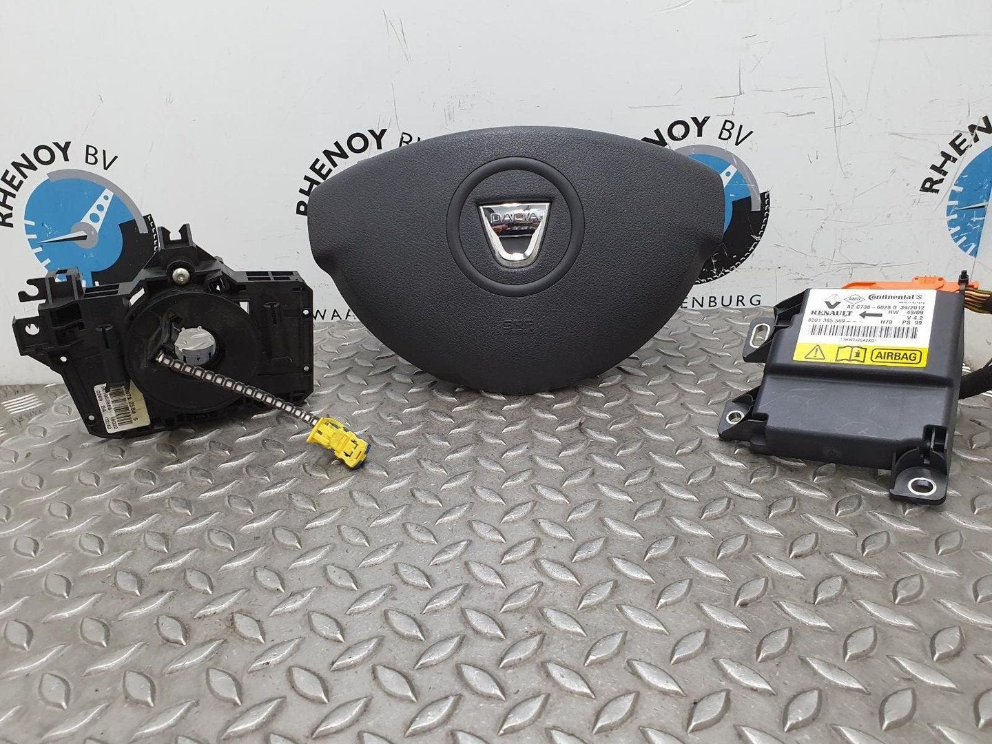 DACIA DUSTER H79 AIRBAG SET 2014, Ophalen of Verzenden, Gebruikt, Stiba lid