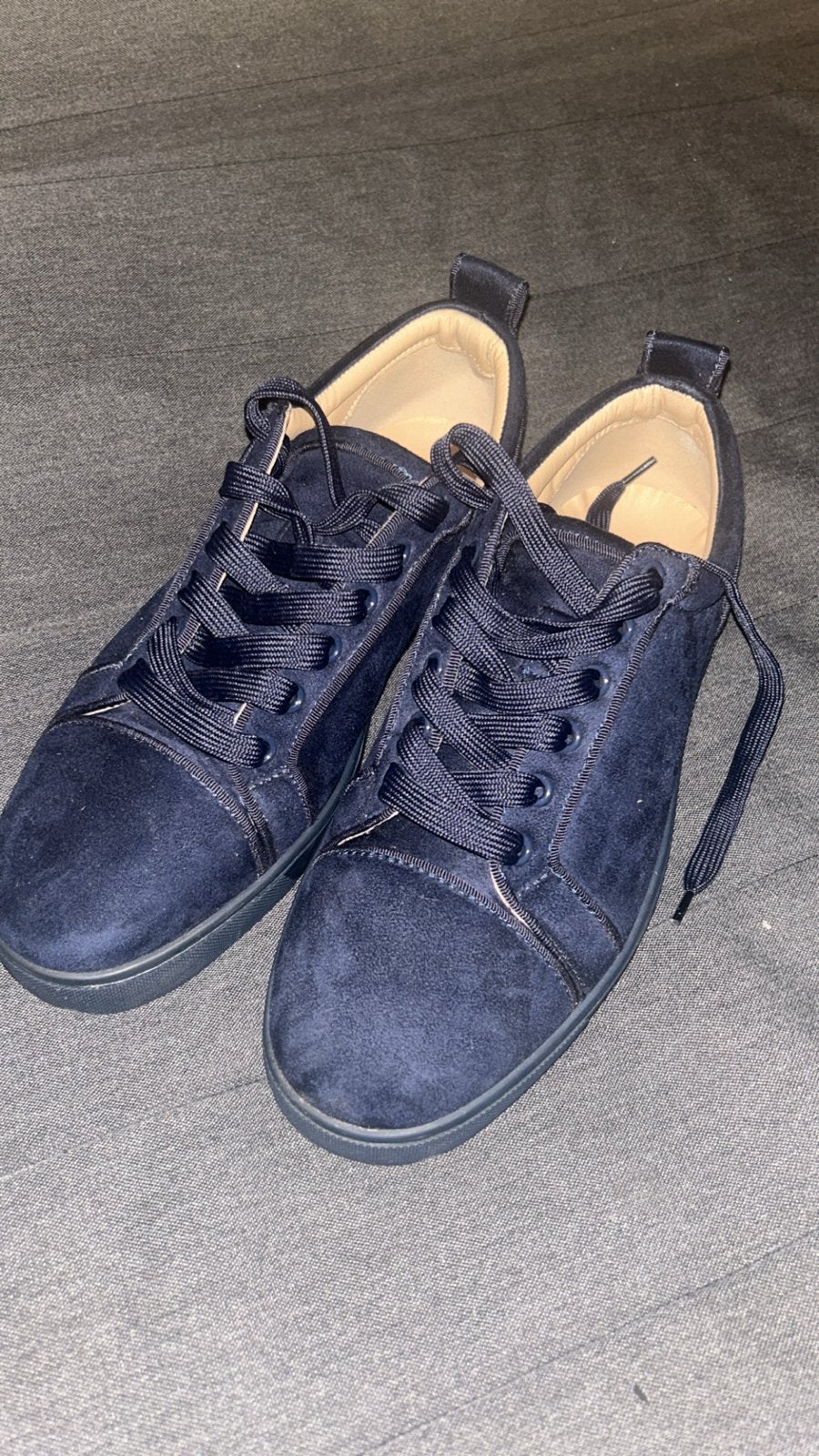 Christian Louboutin Sneakers Maat 41 - Zo goed als nieuw, Ophalen of Verzenden, Zo goed als nieuw, Blauw, Sneakers of Gympen