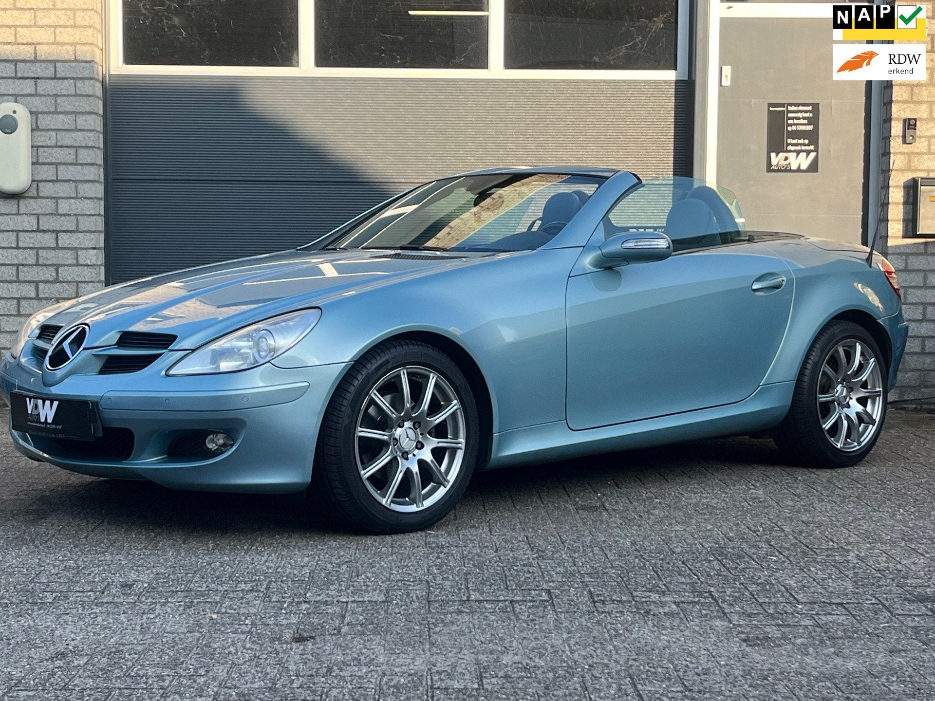 Mercedes-Benz SLK-klasse 200 Compressor NL AUTO .N.A.P. STOE, Auto's, Automaat, Dealer onderhouden, Achterwielaandrijving, Gebruikt