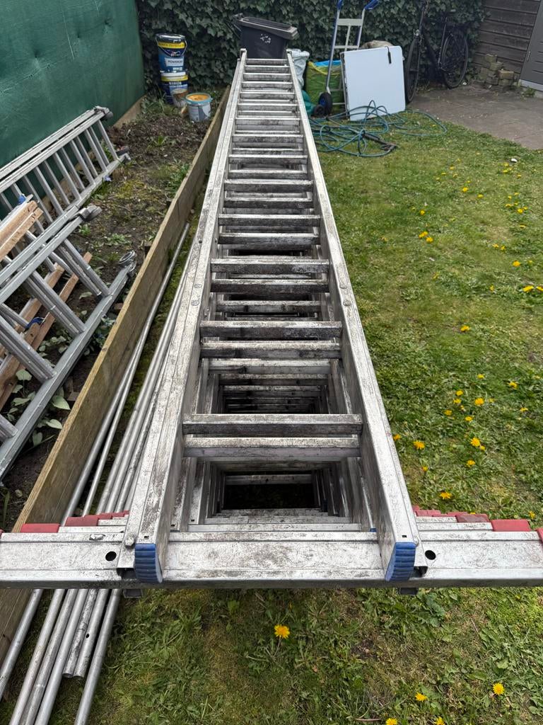 2x14 Delige Ladder - Per Stuk Te Koop, Doe-het-zelf en Verbouw, Ladders en Trappen, Gebruikt, Ladder, 4 meter of meer, Ophalen