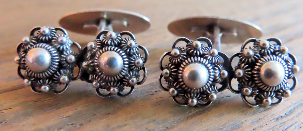 Koopje! Aparte zilveren zeeuwse knop , manchetknopen, incl v, Sieraden, Tassen en Uiterlijk, Manchetknopen, Zo goed als nieuw