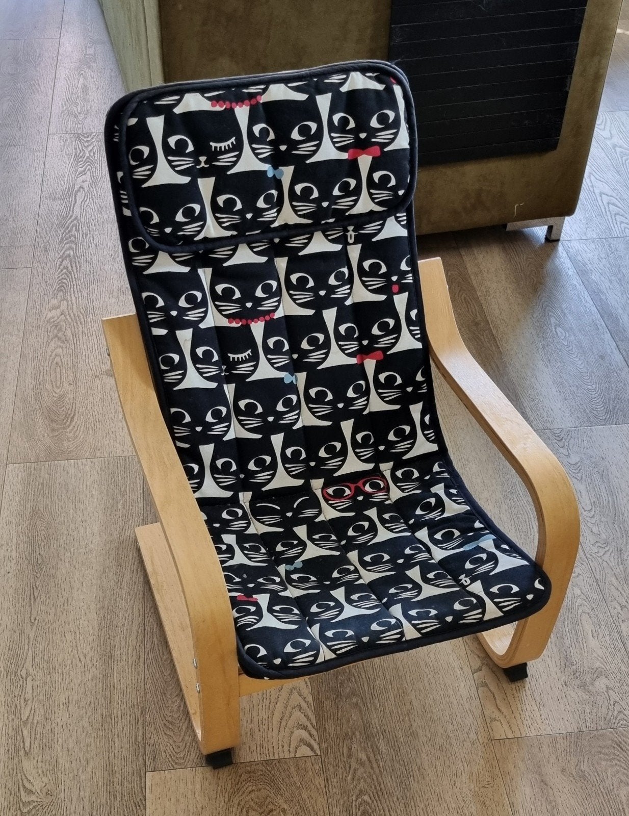 Schattige kinderstoel met kattenprint - Zo goed als nieuw, Ophalen of Verzenden
