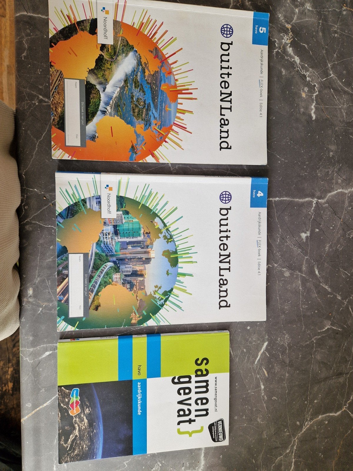 Aardrijkskunde boeken havo: Buitenland 4 & 5 + Samengevat, Boeken, HAVO, Aardrijkskunde, Noordhoff / Vernieuwd, Ophalen