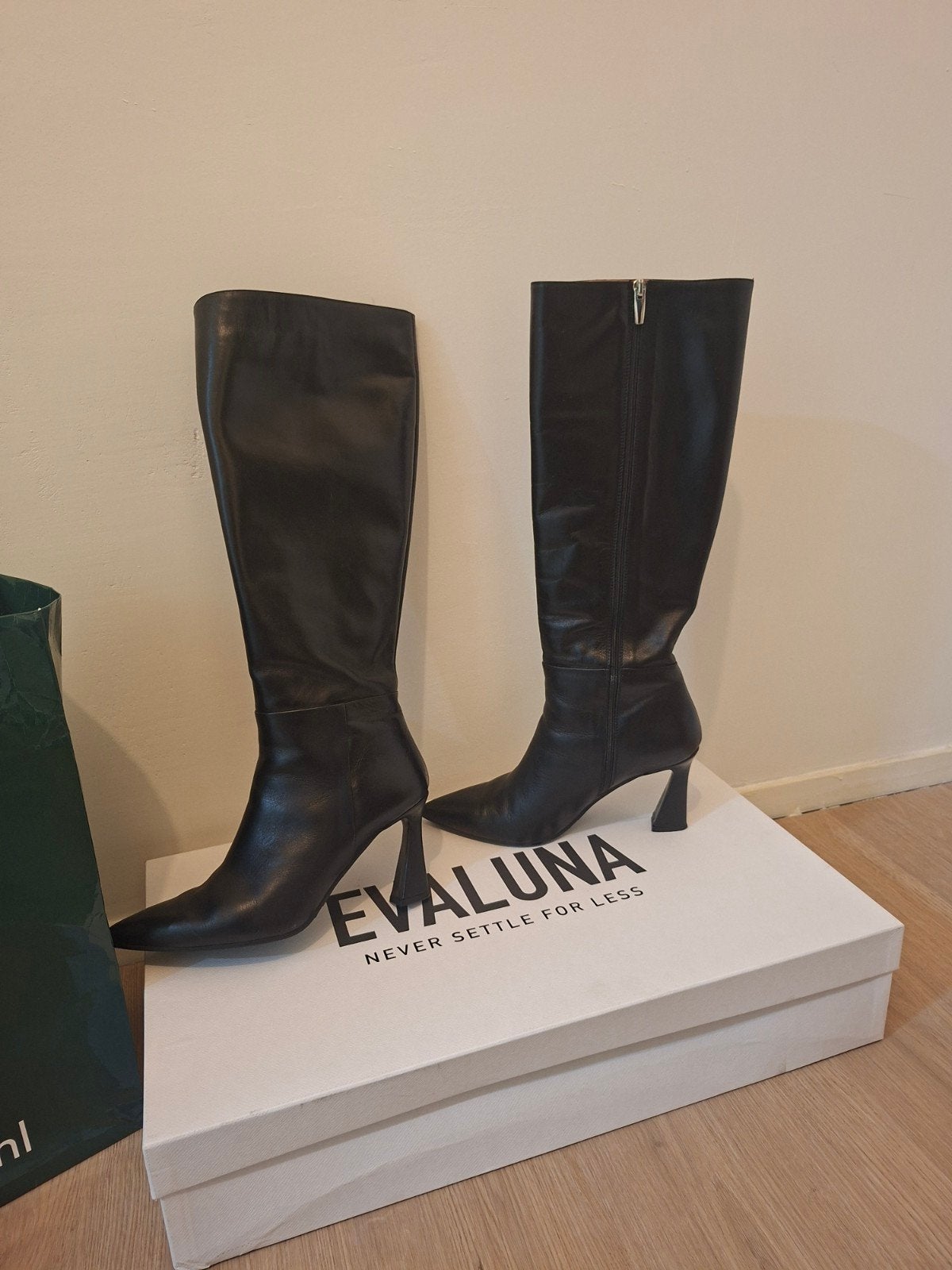 Evaluna laarzen - zwart - maat 39, Kleding | Dames, Schoenen, Hoge laarzen, Zwart, Nieuw, Ophalen of Verzenden