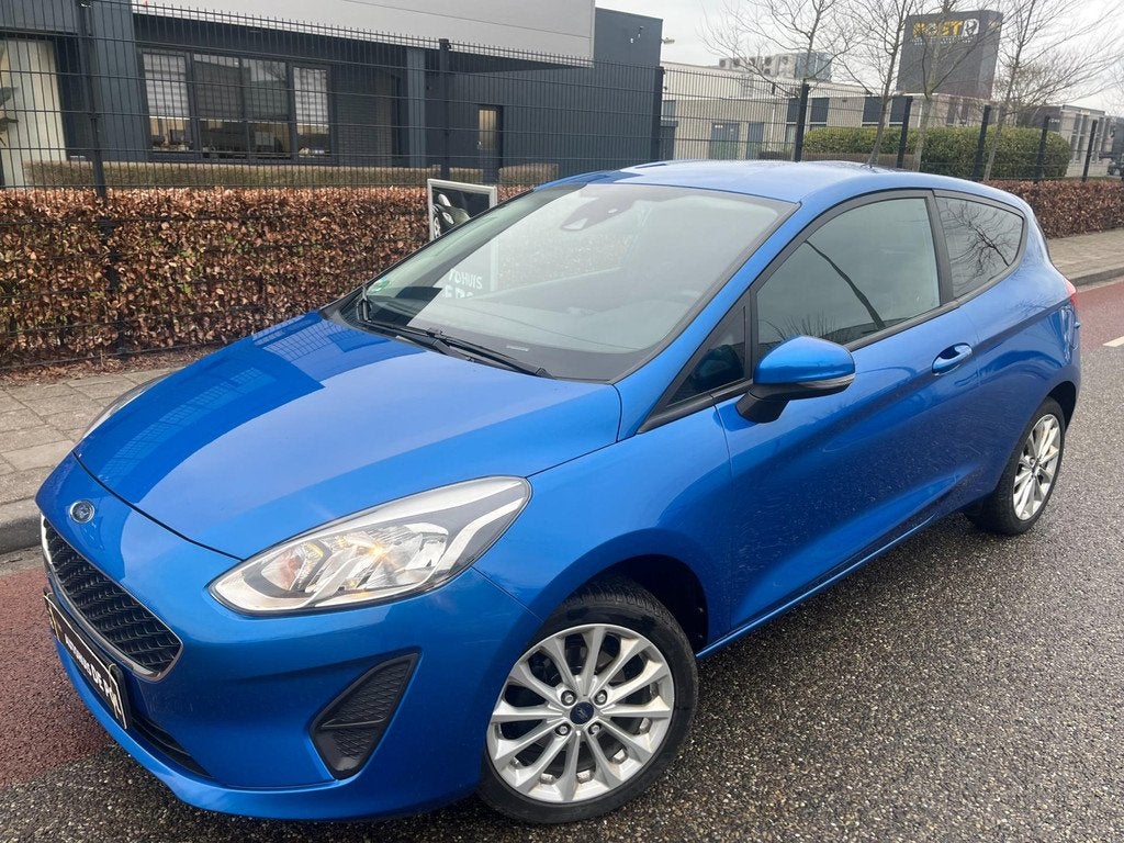 Ford Fiesta 1.1 Trend Airco Nieuwe Apk, Auto's, Ford, Voorwielaandrijving, Stof, Gebruikt, Zwart