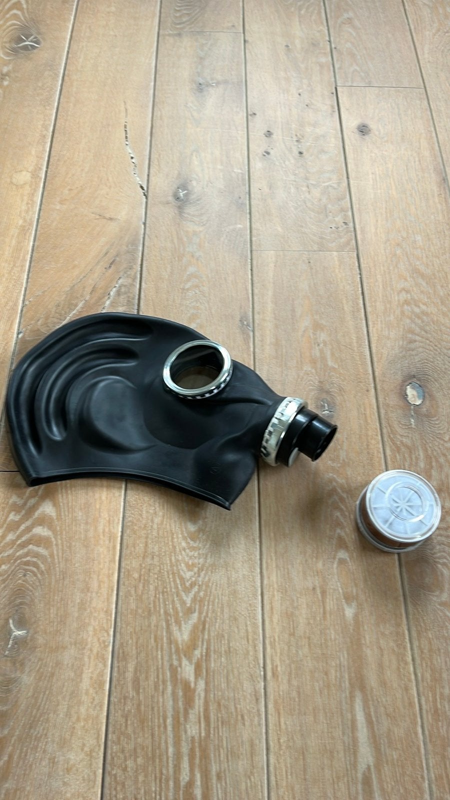 Nieuw: Zwart rubberen Gasmasker met Filter, Verzenden, Landmacht, Nederland, Overige typen