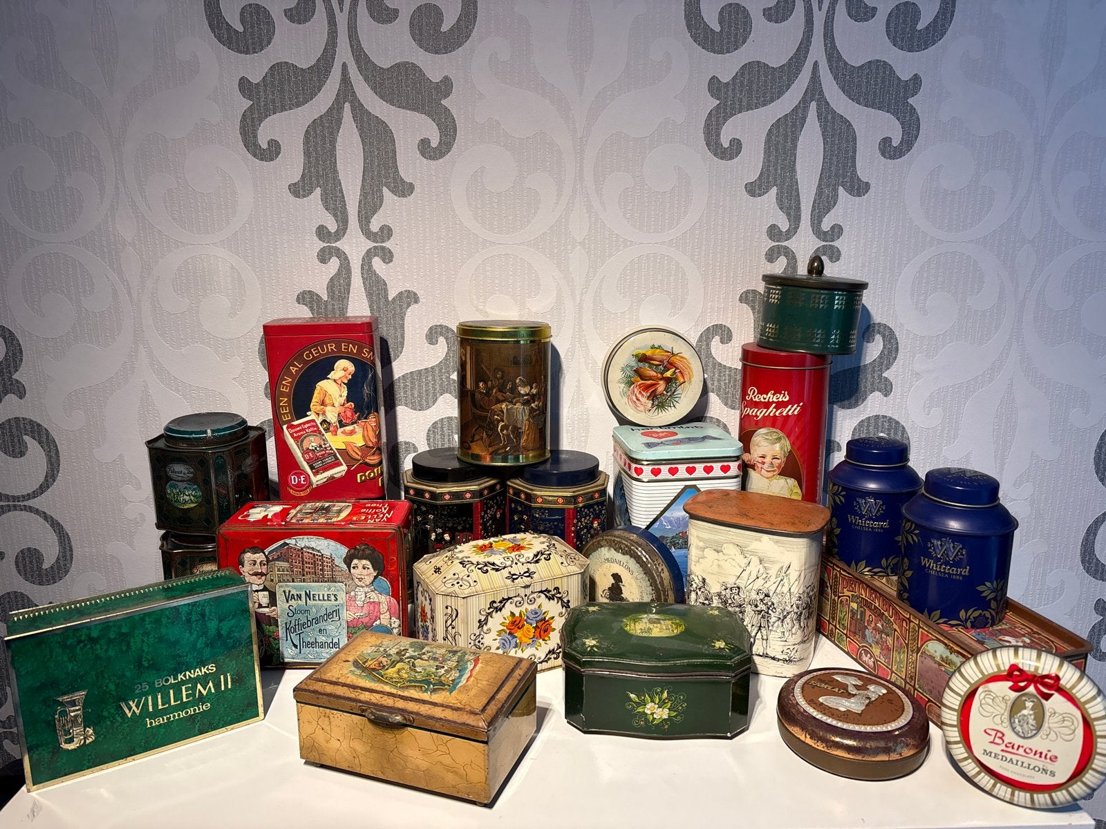 Grote collectie vintage blikken en dozen, Ophalen of Verzenden, Gebruikt, Koffie, Douwe Egberts
