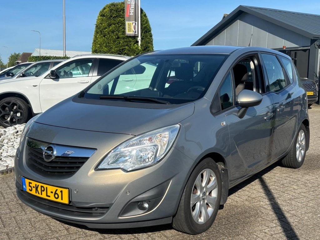 Opel Meriva 1.4 Turbo LPG Onderbouw 2013 Trekhaak Dealerauto, Auto's, Parkeersensor, Euro 5, Gebruikt, 680 kg