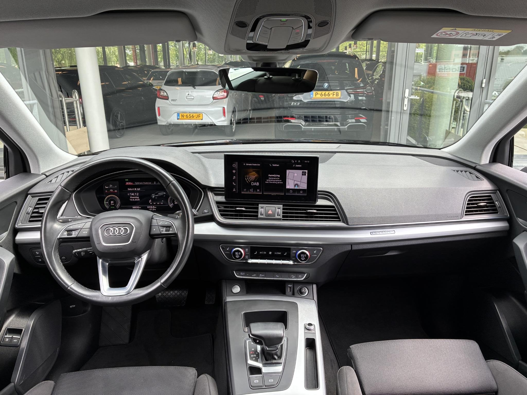 Audi Q5 50 TFSI e Advanced edition Automaat 300PK | Trekhaak, Automaat, Gebruikt, 4 cilinders, Zwart