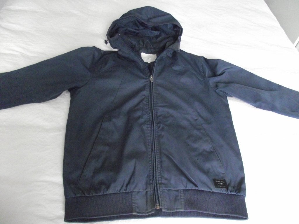 blauw jas met rits + capuchon regenjack Jack & Jones S 176, Jongen of Meisje, Ophalen of Verzenden, Zo goed als nieuw, Jack & Jones