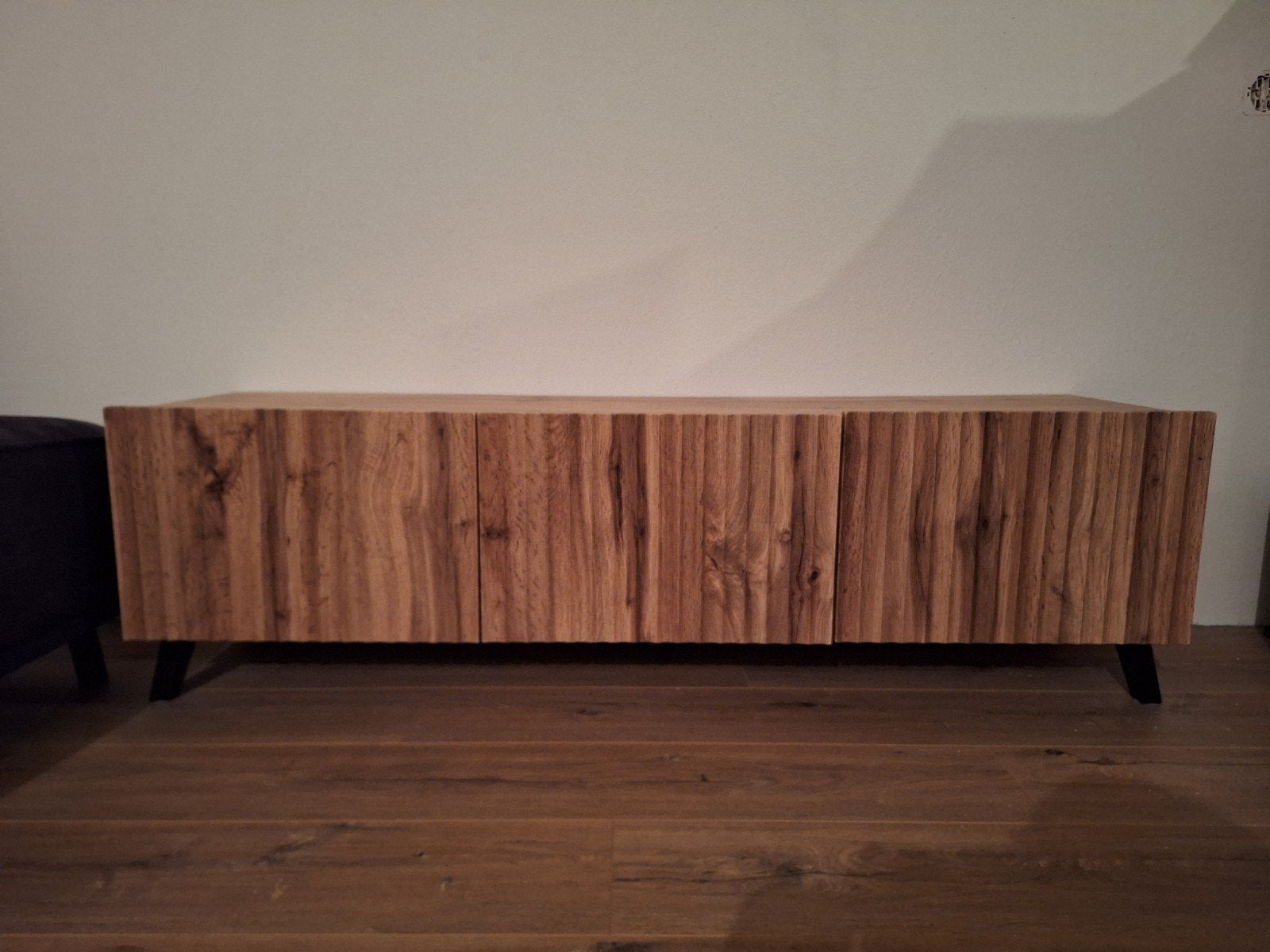 tv meubel, Ophalen, 100 tot 150 cm, Zo goed als nieuw, 25 tot 50 cm
