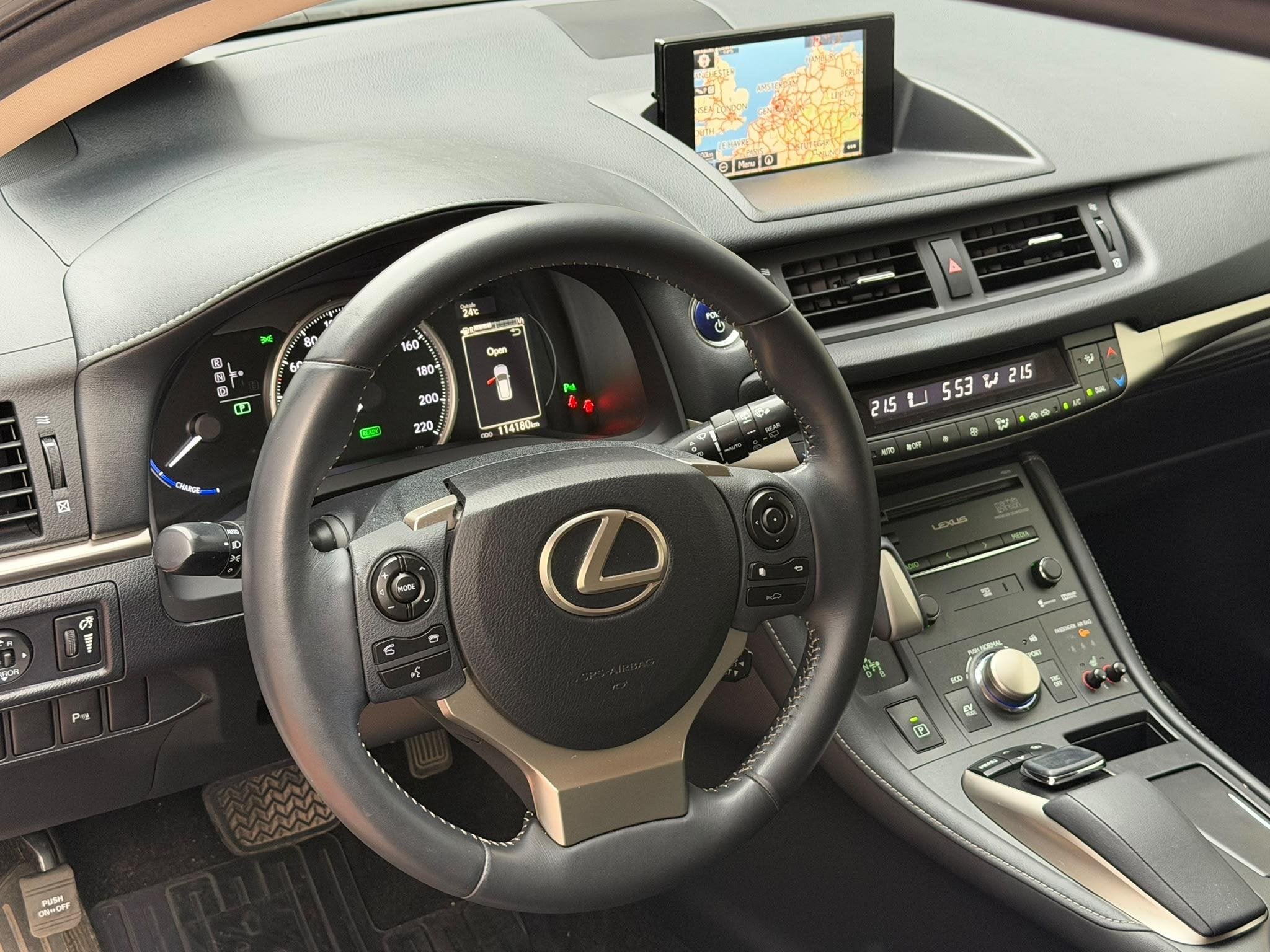 Lexus CT 200h Luxury MarkLevinson AdaptiveCruise Leder Xenon, Auto's, 136 pk, Gebruikt, Euro 6, 4 cilinders