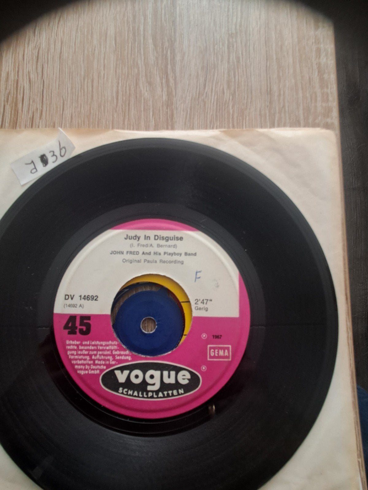 John Fred & His Playboy Band - Judy In Disguise (45 toeren), Gebruikt, Originele persing, 7 inch, Ophalen of Verzenden