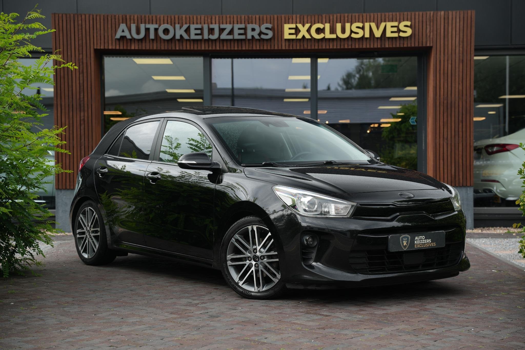 Kia Rio 1.0 TGDI Platinum Dak Leer Keyless Camera 17'', 450 kg, Gebruikt, Euro 6, Handgeschakeld
