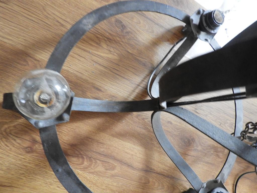 smeedijzeren kroonluchter, Huis en Inrichting, Lampen | Kroonluchters, Ophalen, Gebruikt, Metaal, Landelijk