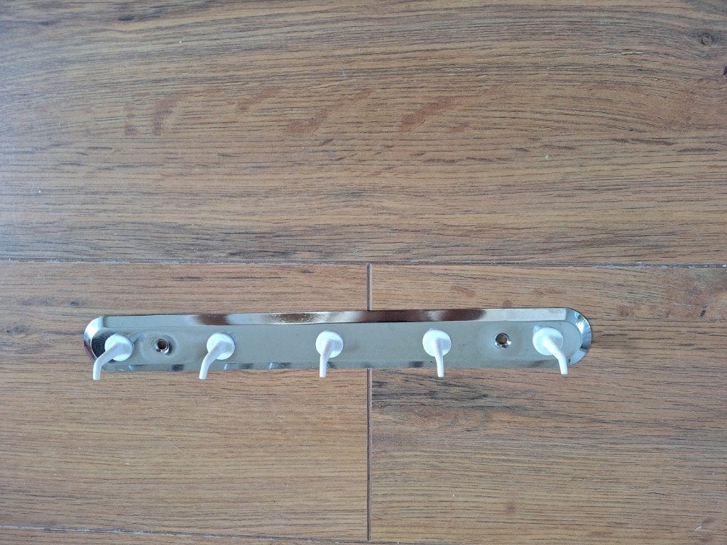 Nauwelijks gebruikte kapstok, Wandkapstok, Overige materialen, Ophalen of Verzenden, Zo goed als nieuw