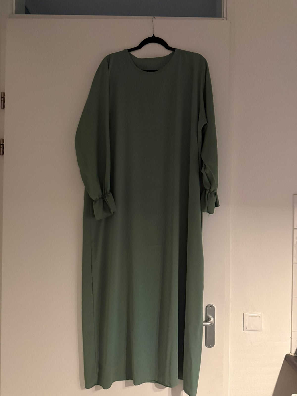 mintgroen achtige abaya, Ophalen of Verzenden, Zo goed als nieuw, Groen, Onder de knie