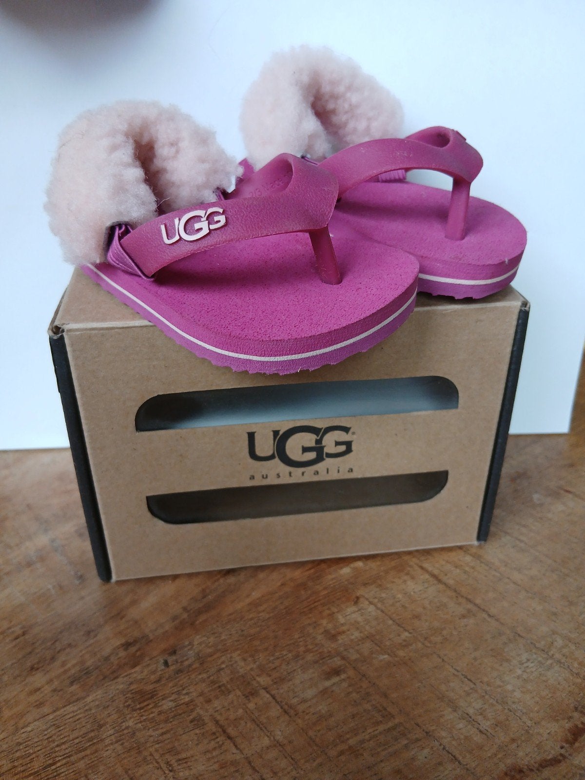 ugg teen slippers, Ophalen of Verzenden, Meisje, Laarsjes