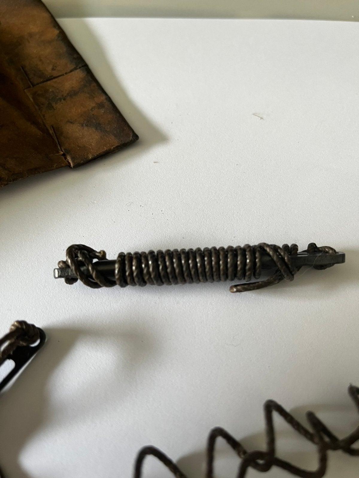 US WW2 M1 GARAND M1 CARBINE CLEANING PULL THRU THONG, Ophalen of Verzenden, Landmacht, Amerika, Overige typen